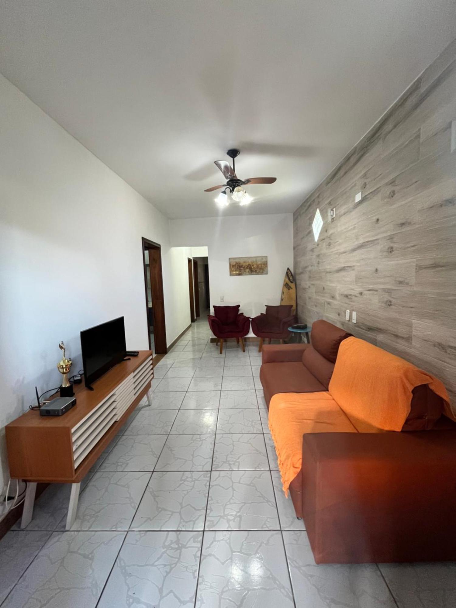 Casa Na Pereque Acu Sobrado Andar De Baixo